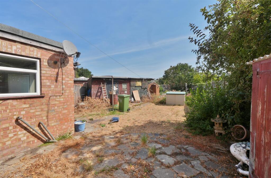 House in Eton Wick, Windsor and Maidenhead - View 4
