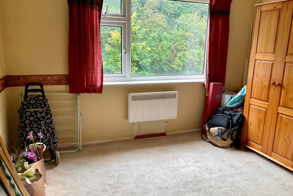 Apartment in Canterbury - More