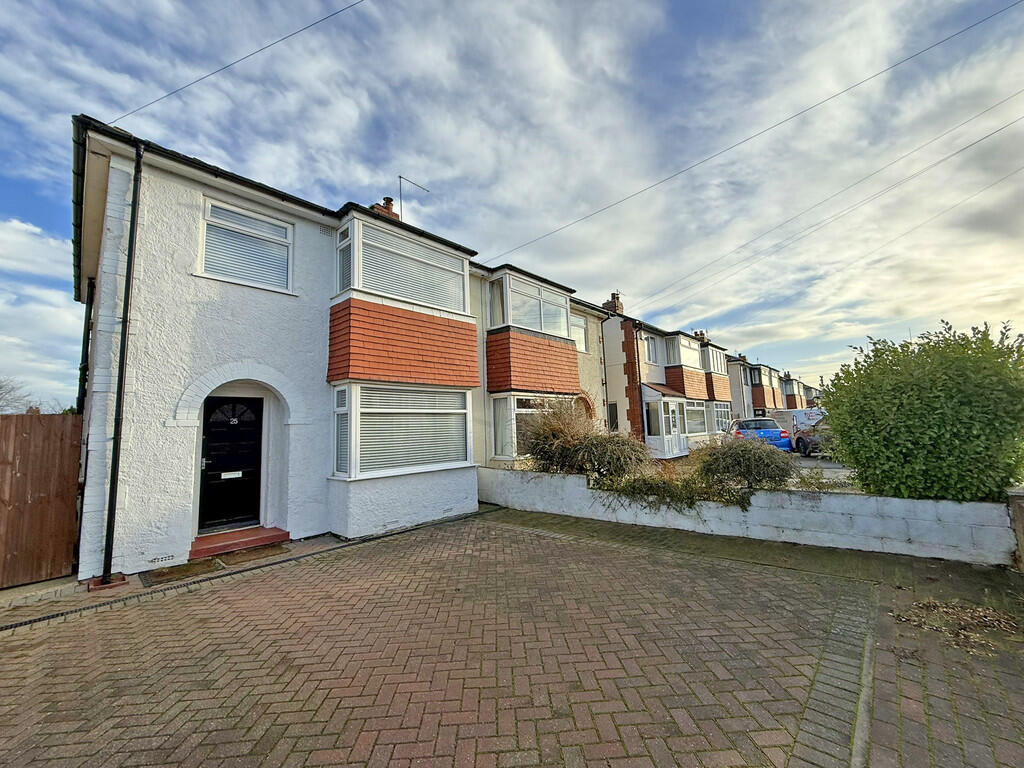 Main image of property: Scalby Avenue, Scarborough