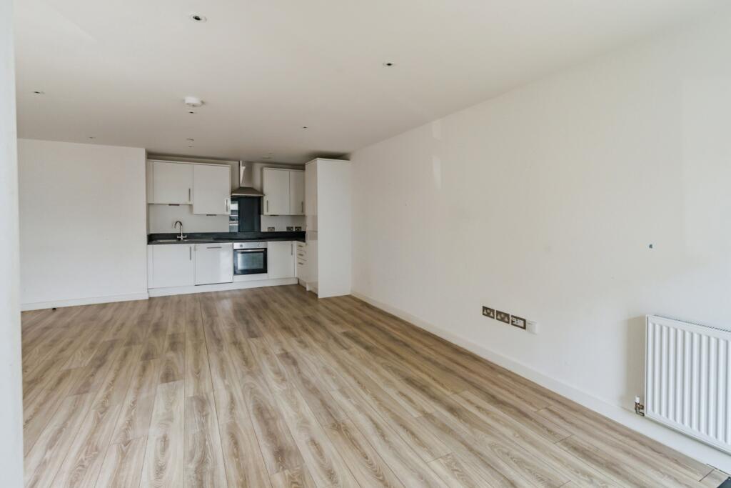 Apartment in Horsham, Oakhill - View 4