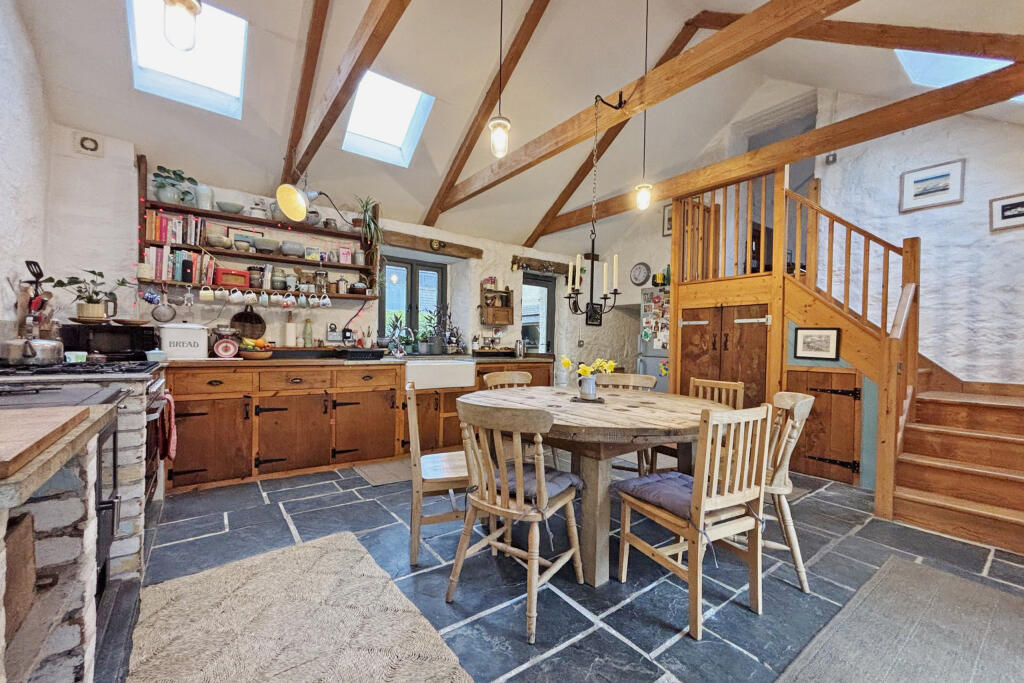 House in Truro - View 3