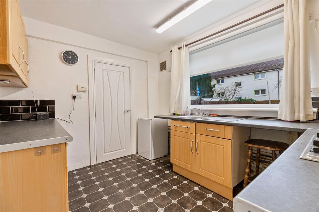 64 Tresta Road, Glasgow, Glasgow City, G23 photo 3