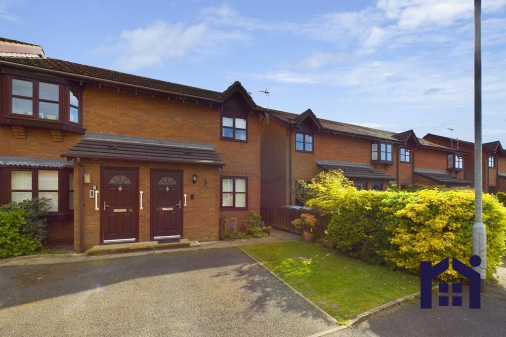 2-bed flat on Church View, Tarleton, PR4 6UW, £100,000