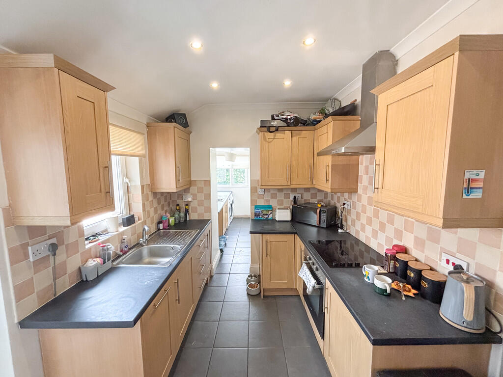Hanbury Street, Glan Y Nant - View 3