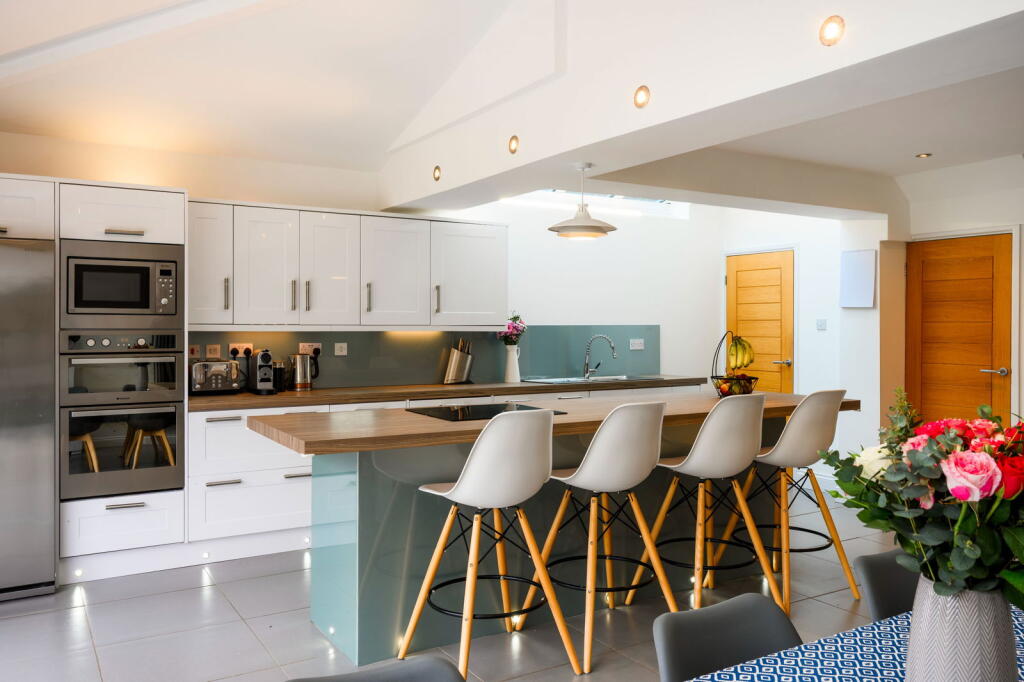 House in Sutton Coldfield - View 4