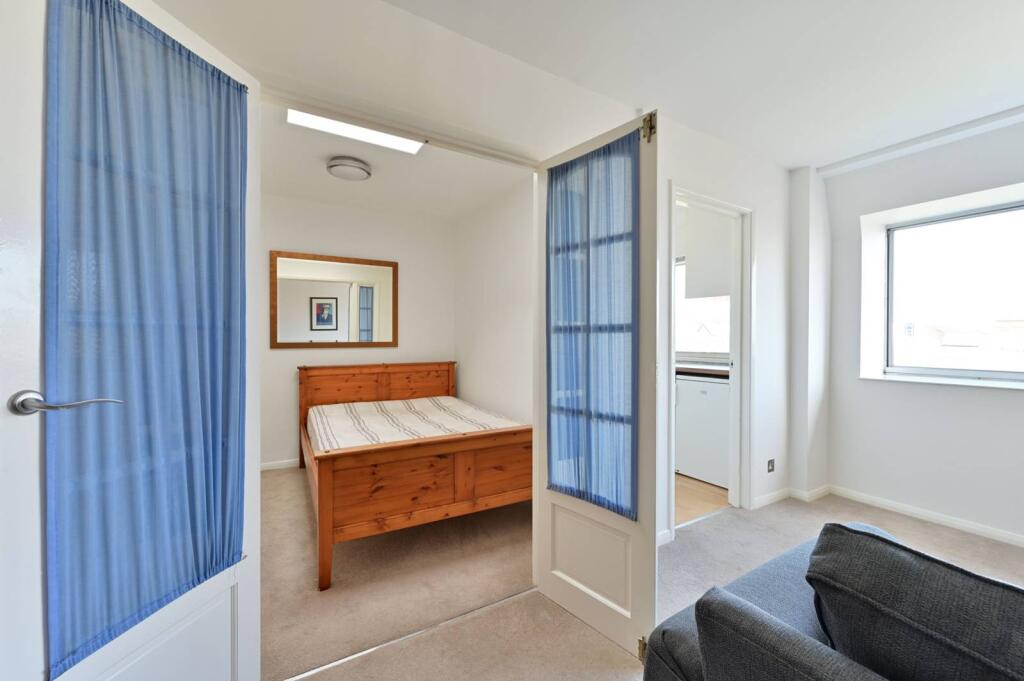 Main image of property: Worple Road, Wimbledon, London, SW19