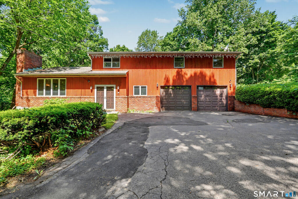 Main image of property: Connecticut, Fairfield County, Shelton