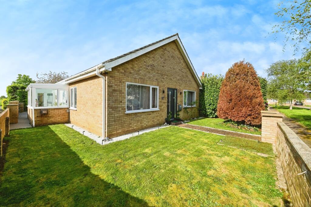 3-bed bungalow on 24 Chapel Avenue, £350,000