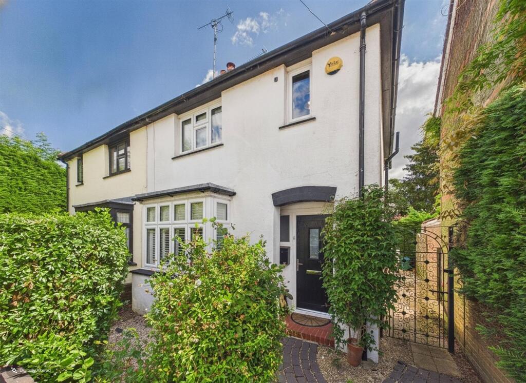 Main image of property: Elm Road, Warlingham