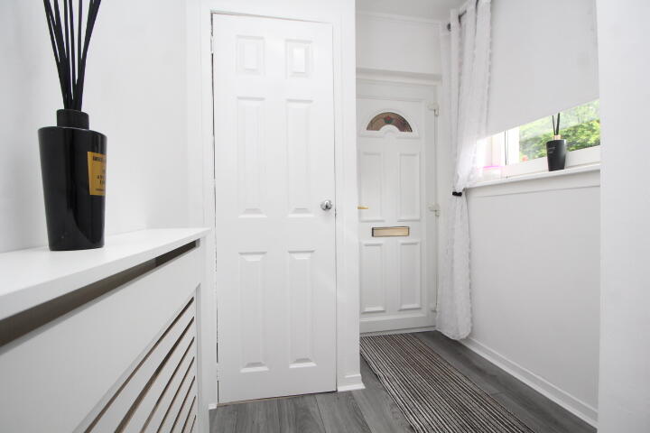 21b Cumbrae Crescent, Airdrie ML5 4PY photo 4