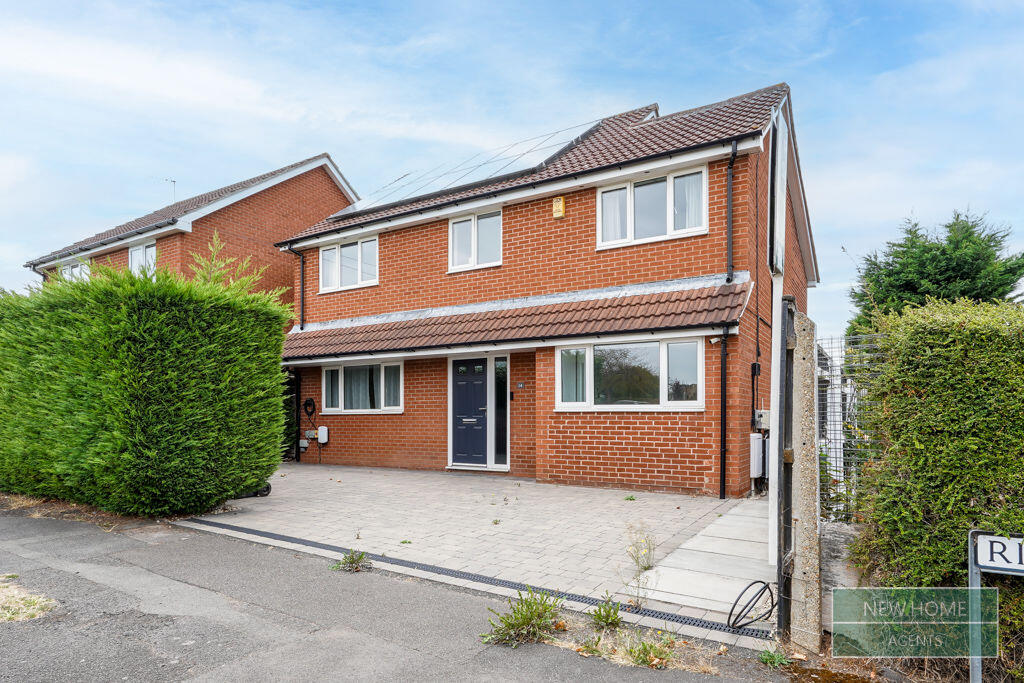 Main image of property: Colston Gate ,Cotgrave, Nottingham, NG12 3JY