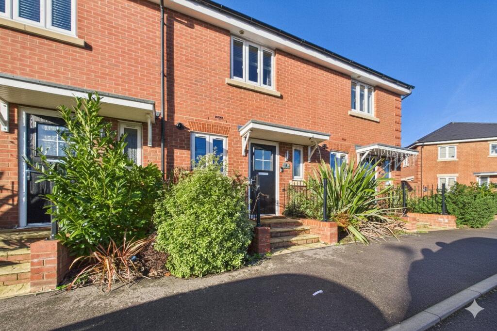 Main image of property: Honey Bee Street, Calcot, Reading, Berkshire, RG31