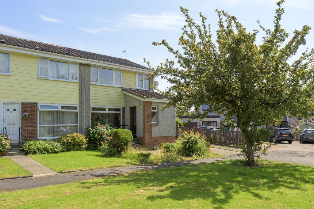 Main image of property: 38 Ronaldson Grove, Dunfermline, KY12 7RU