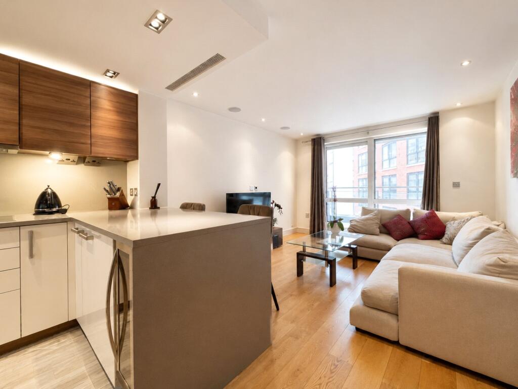 Main image of property: Doulton House, 11 Park Street, SW6