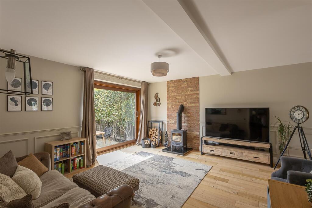 House in Newcastle upon Tyne, Middle Brunton - More