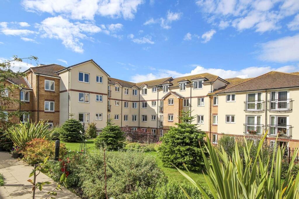 Main image of property: Worthing Road, East Preston, BN16