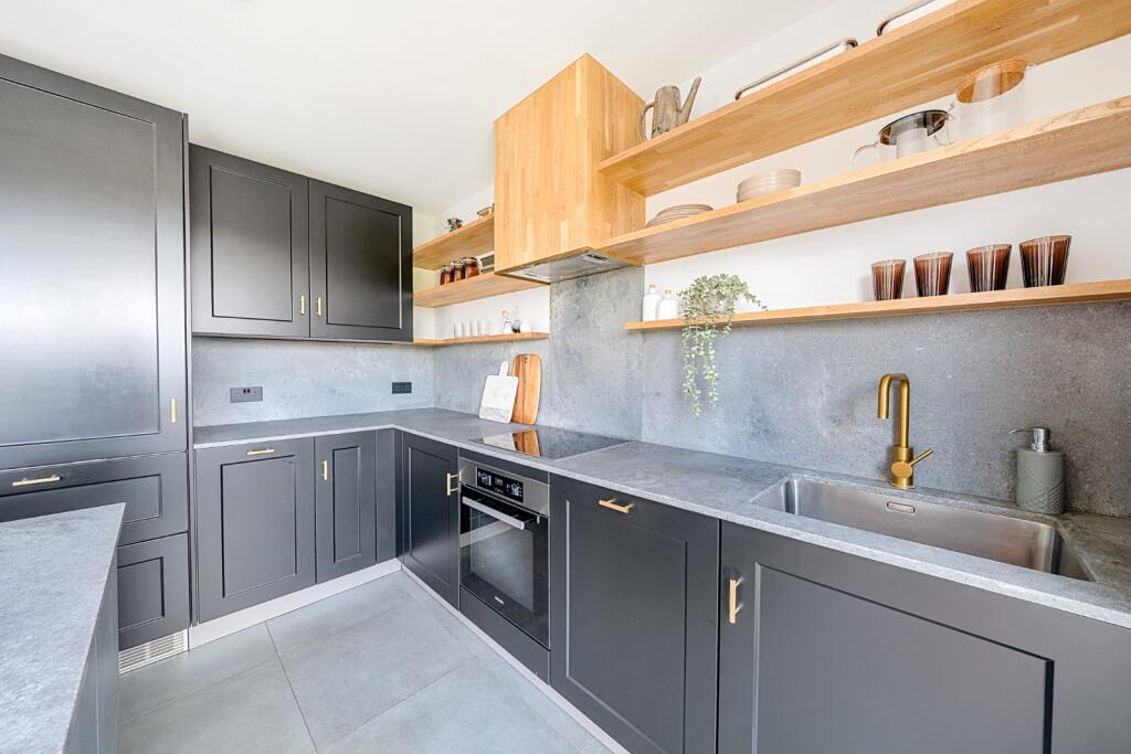 Apartment in London, Bankside, Elephant and Castle - View 3