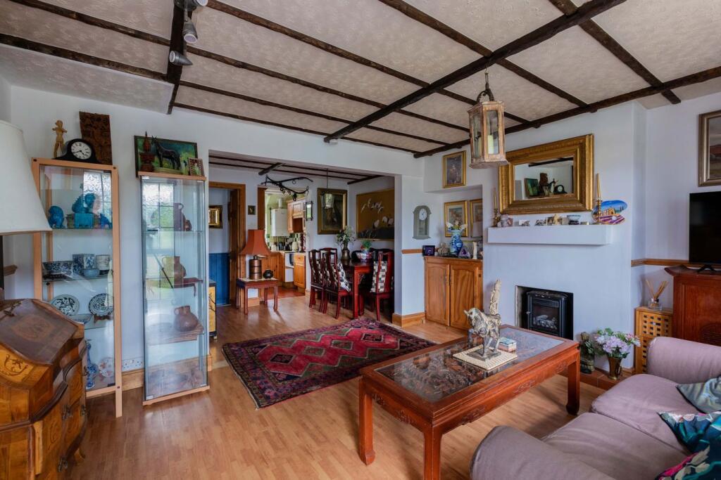 House in Slough - View 5