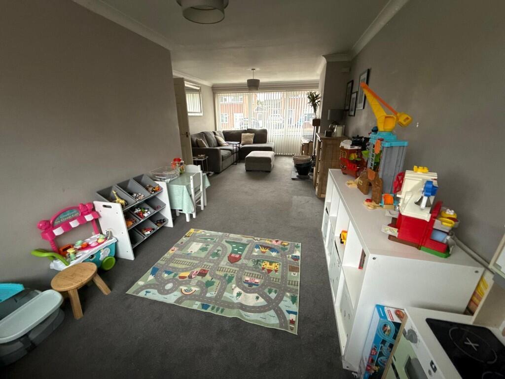 Normanby Road, Northallerton, North Yorkshire, DL7 photo 4