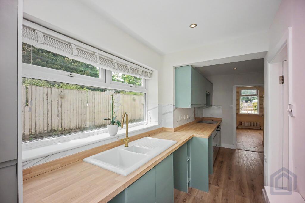 25 Halsall Lane, Ormskirk, L39 3AS - View 5