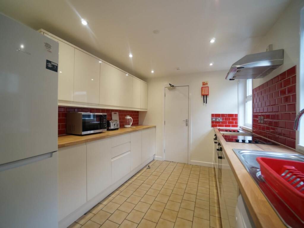 House in Llandudno - View 5