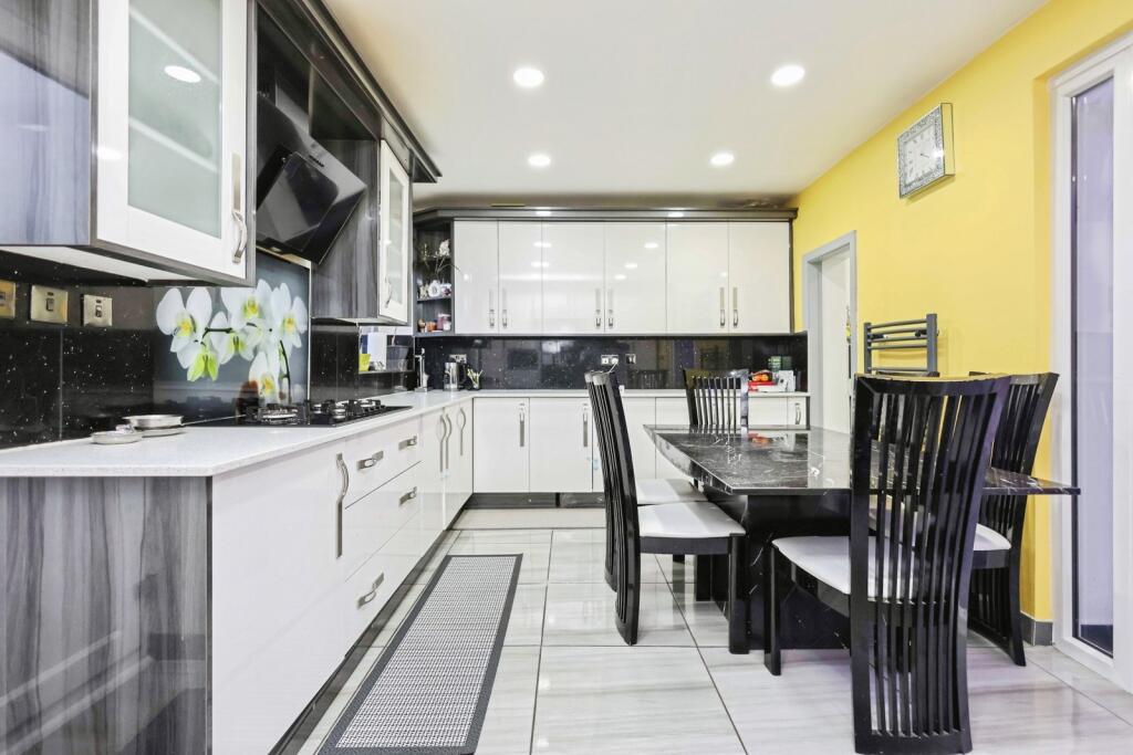 Additional image 3 of Rodlington Avenue, BIRMINGHAM, West Midlands, B44