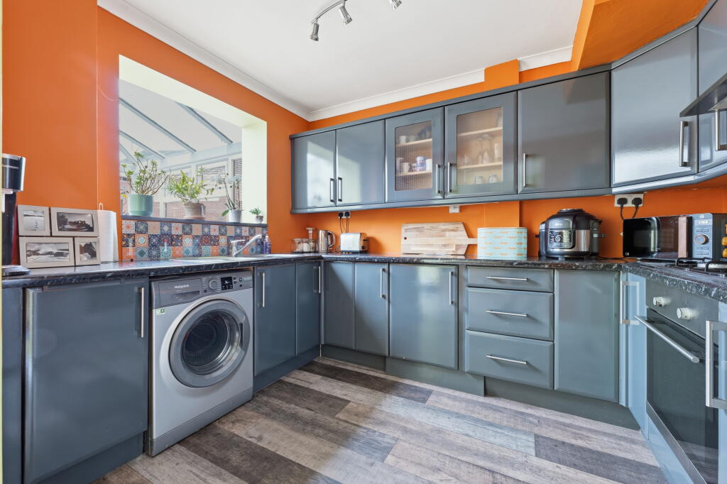 Fielding Drive, Rotherham, S66 photo 4