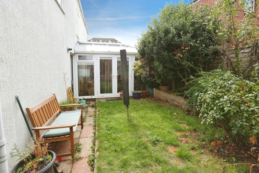 House in Southampton - View 4