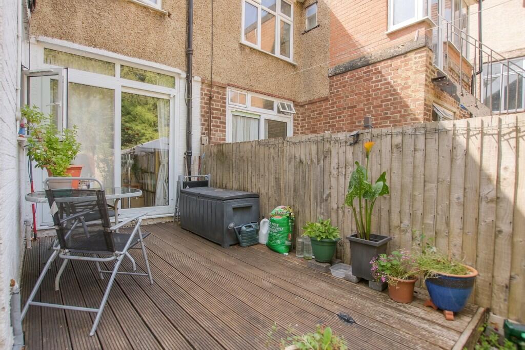 Apartment in London - View 2
