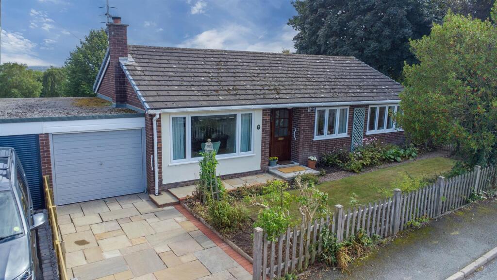 Main image of property: Oakfield, Garth, Llangollen