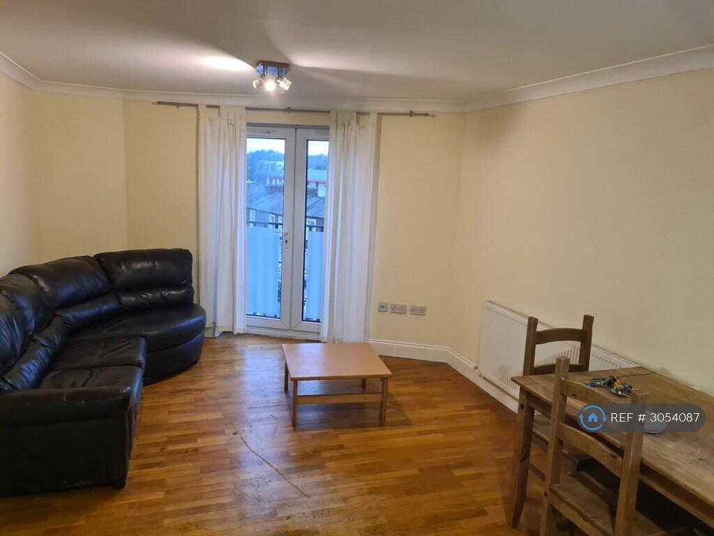 Main image of property: Windsor Street, Luton, LU1