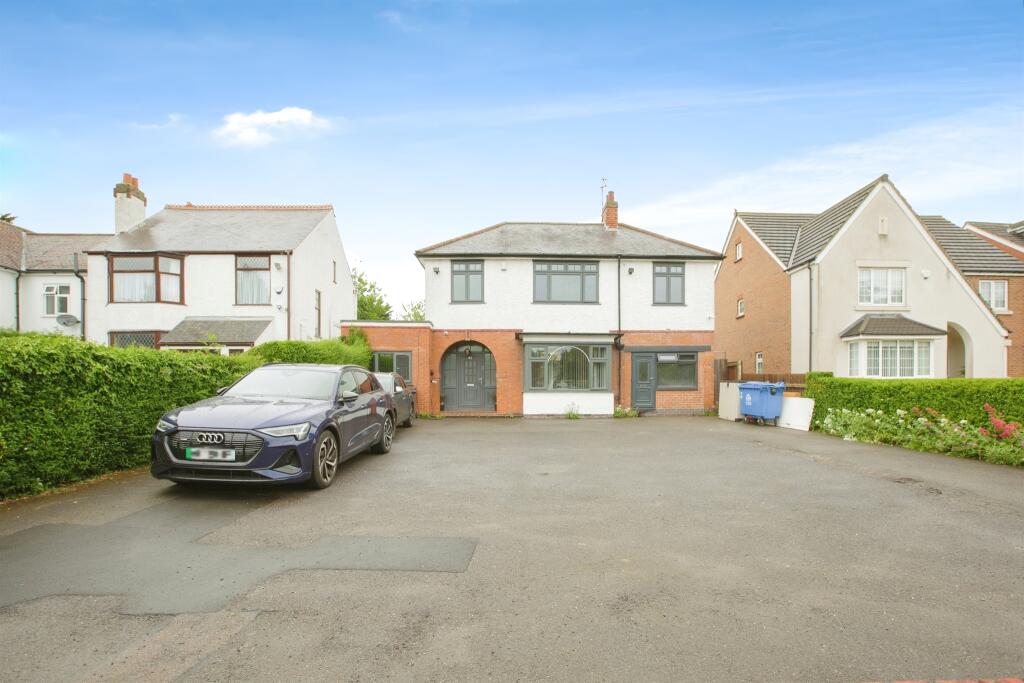Main image of property: Scraptoft Lane, Leicester