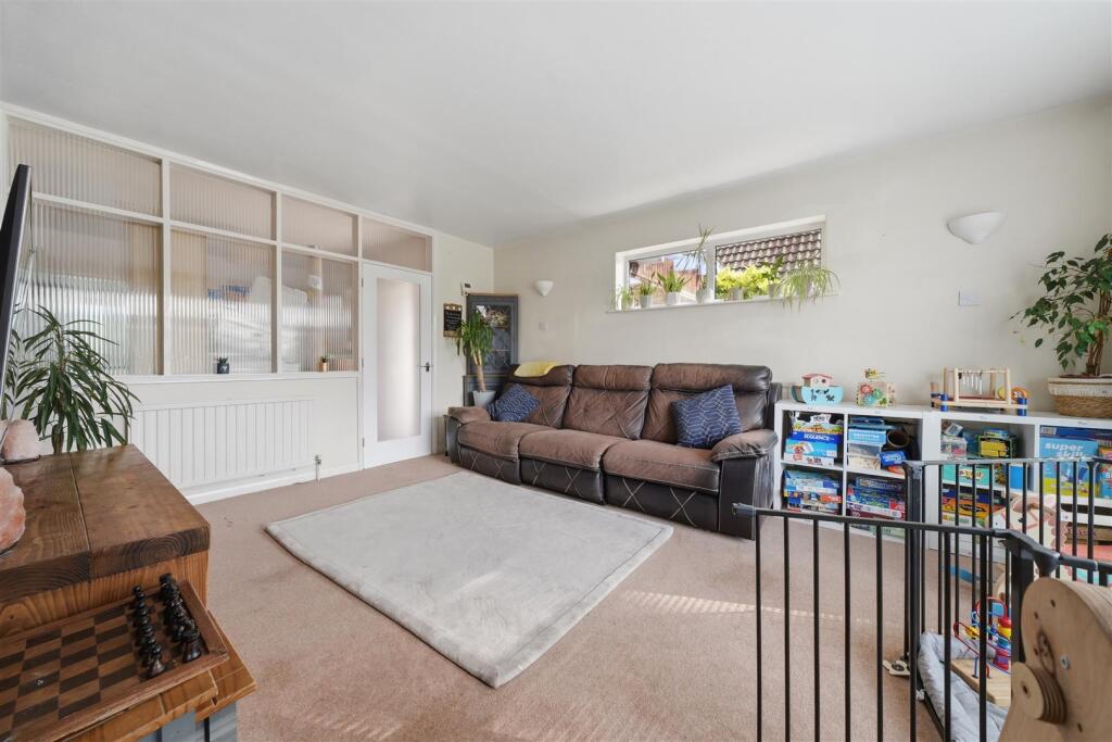 House in Charnwood, Quorndon - View 4