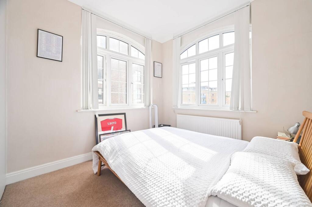 Main image of property: St Georges Square, Limehouse, London, E14