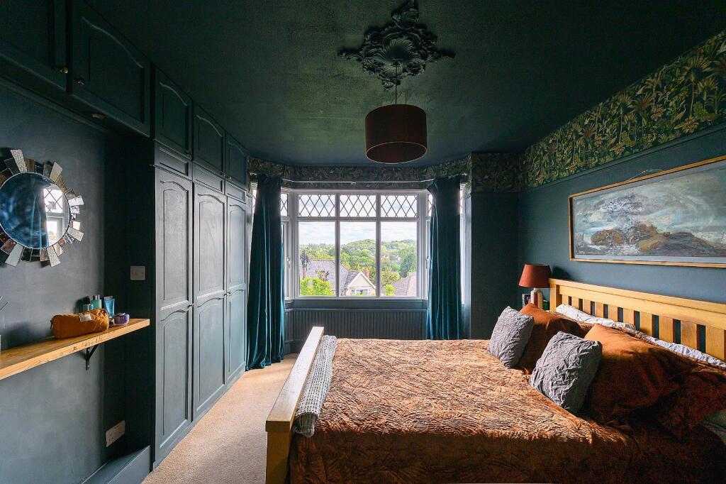 House in Bristol, Knowle Park, Knowle - More