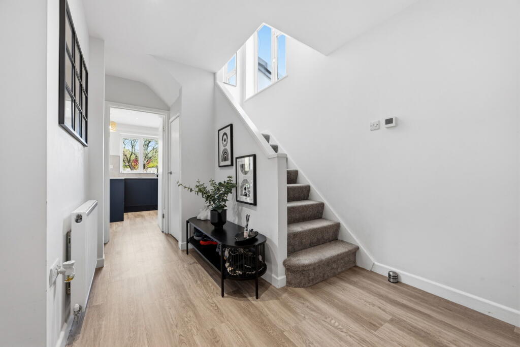 Lodge Drive,Culcheth,Warrington,WA3 4ES photo 3