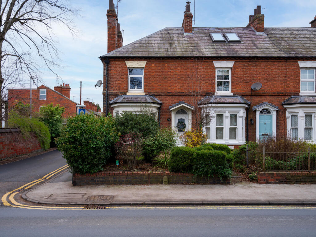Main image of property: Chester Road North, Kidderminster, DY10
