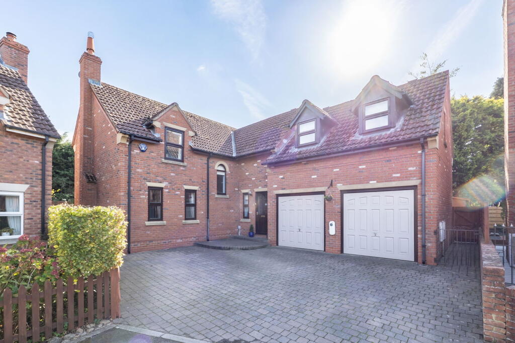 Main image of property: Foss Garth, Wilberfoss, York, YO41 5RL