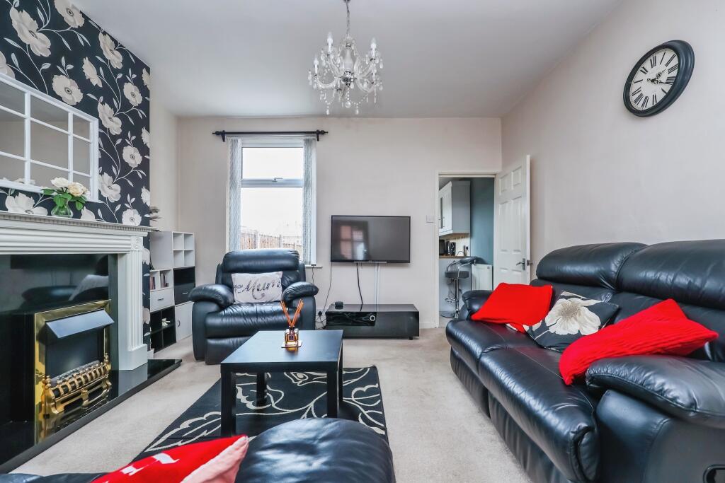 House in Amber Valley, Aldercar and Langley Mill CP - View 3