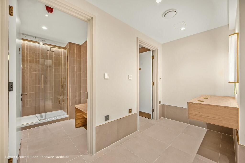 Lower Ground Floor Shower Facilities