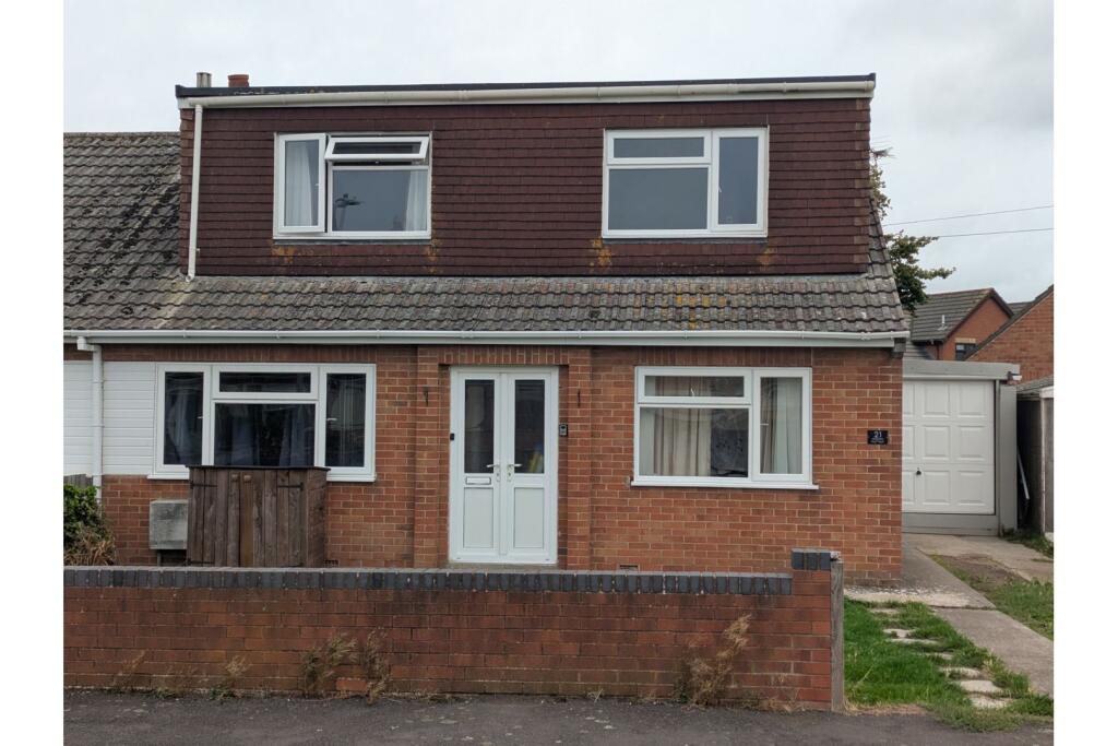 House in Taunton - View 2