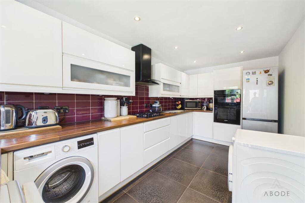 Torrance Close, Branston, Burton-On-Trent photo 2