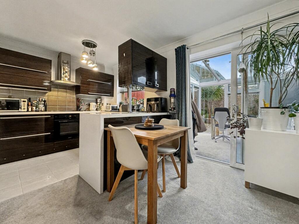 Thirlmere Drive, Stowmarket, IP14 photo 2