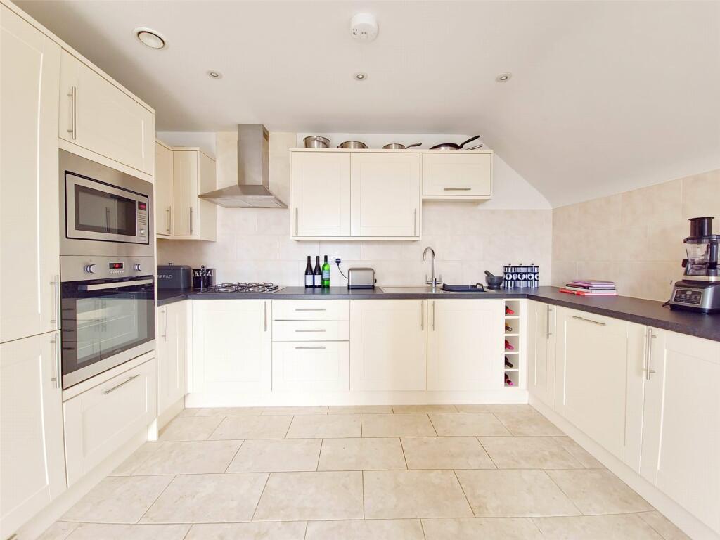 Main image of property: Suttons Lane, Hornchurch, RM12