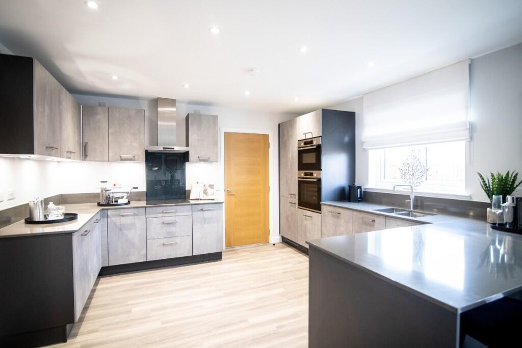 House in Aberdeen, Cults, Bieldside and Milltimber - View 3