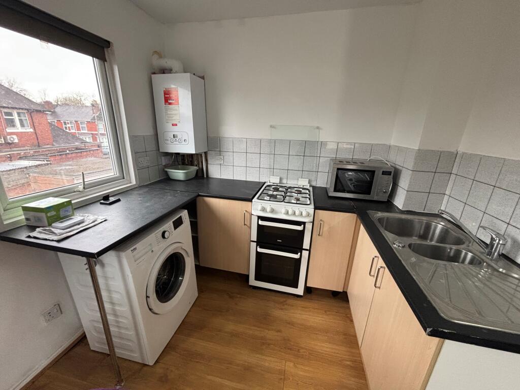 Newhampton Road West, WOLVERHAMPTON - View 3