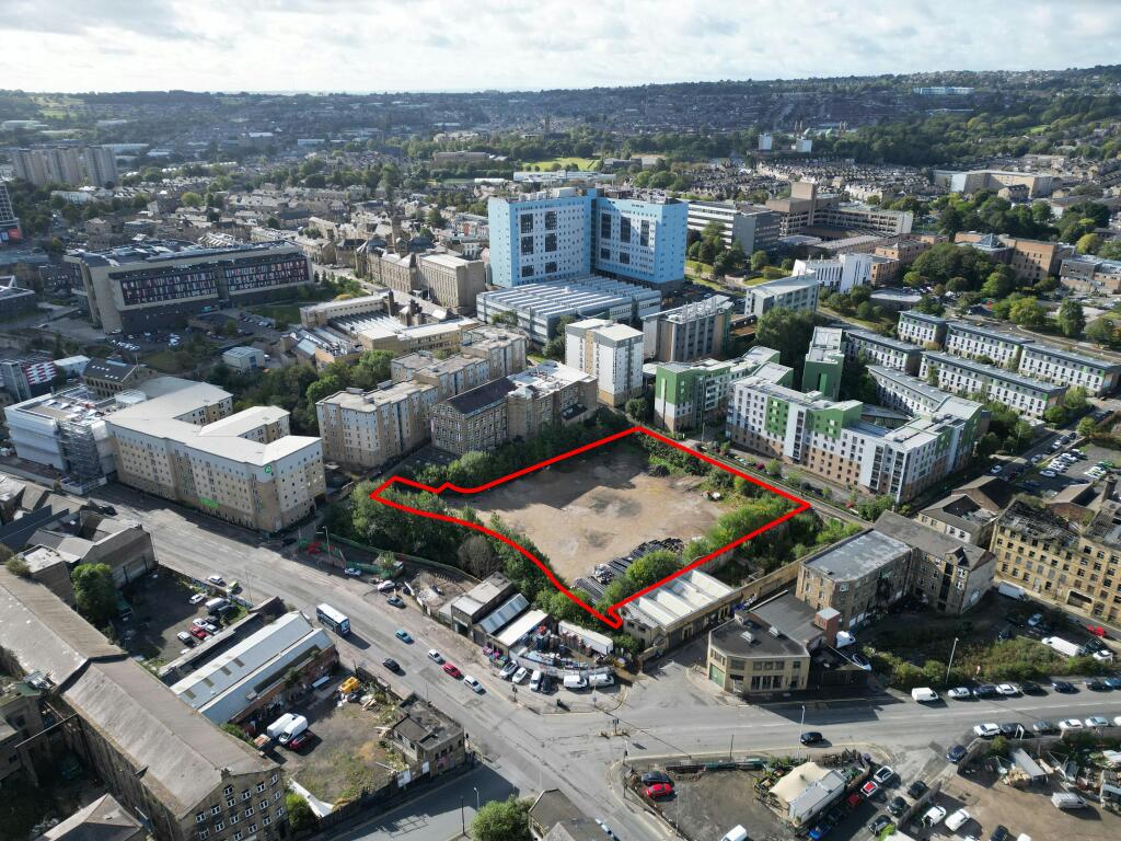 Beehive Mills, Thornton Road, Bradford, BD1 2EE
