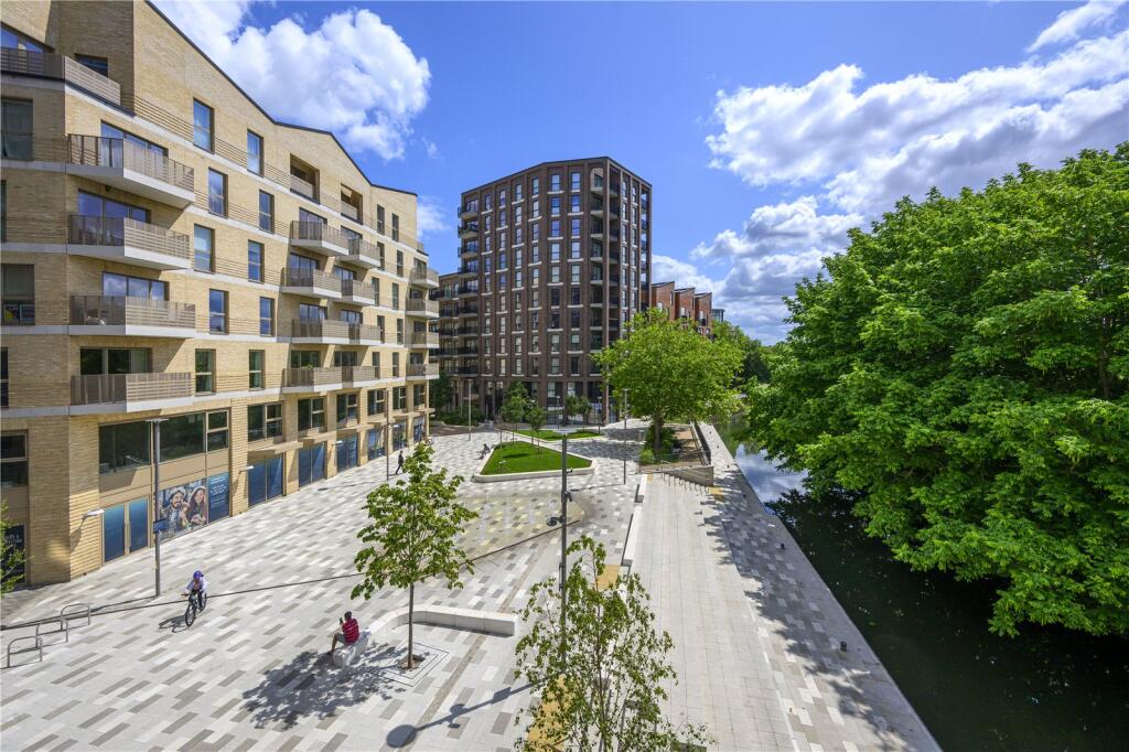 Main image of property: Huntley Wharf, Reading, Berkshire