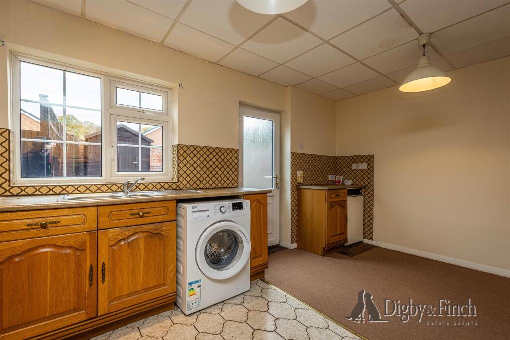 House in Rushcliffe, Harlequin, Radcliffe-on-Trent - More