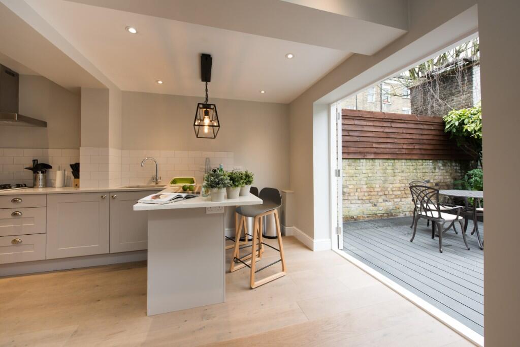 1 bedroom house share for rent